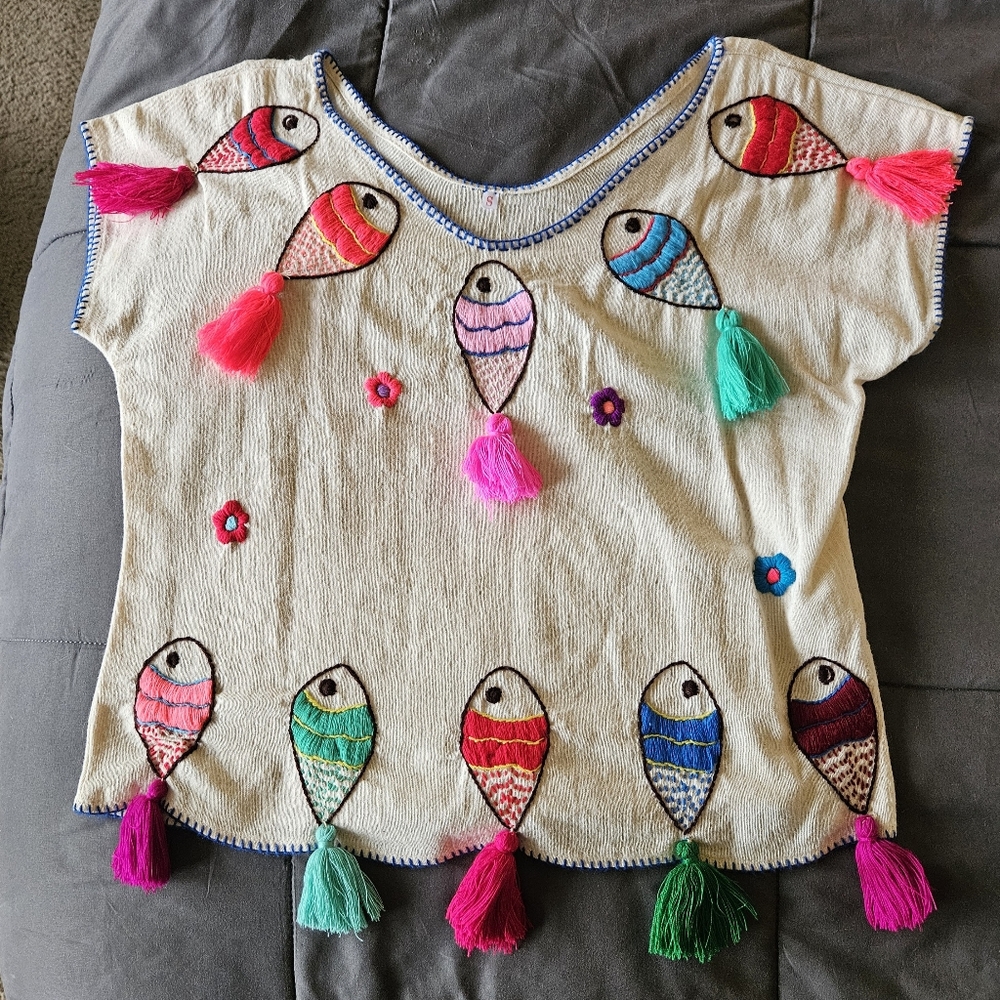 Embroidered fish print top with tassels